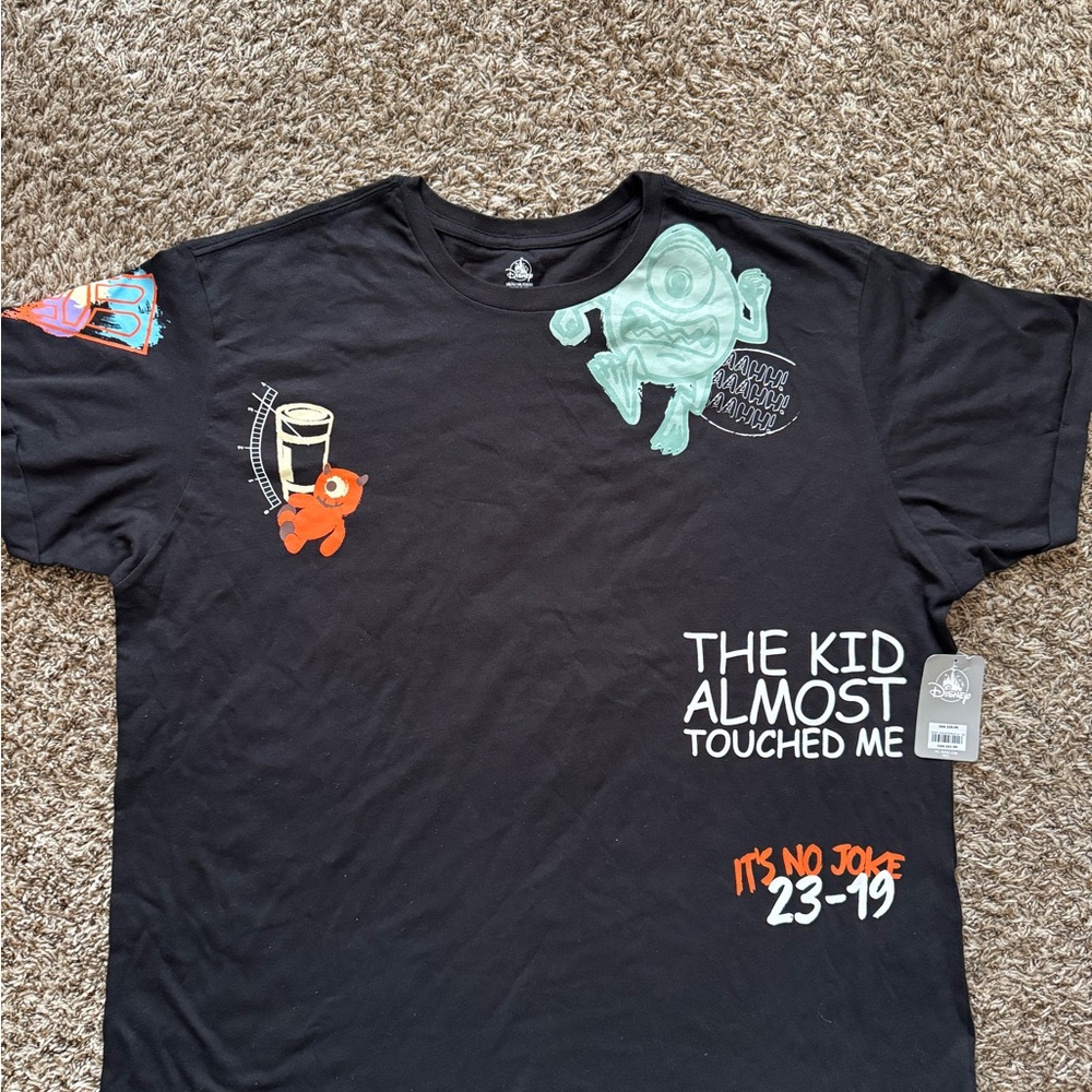 Disney Monsters INC Boo and KittyBlack Monsters Inc. T-Shirt